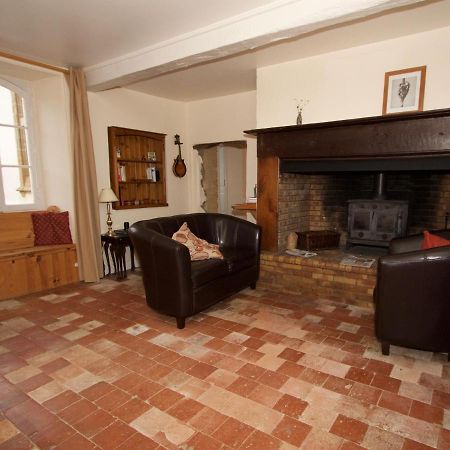 Bed and Breakfast Ancienne Ecole Cazaux-Villecomtal Exteriér fotografie