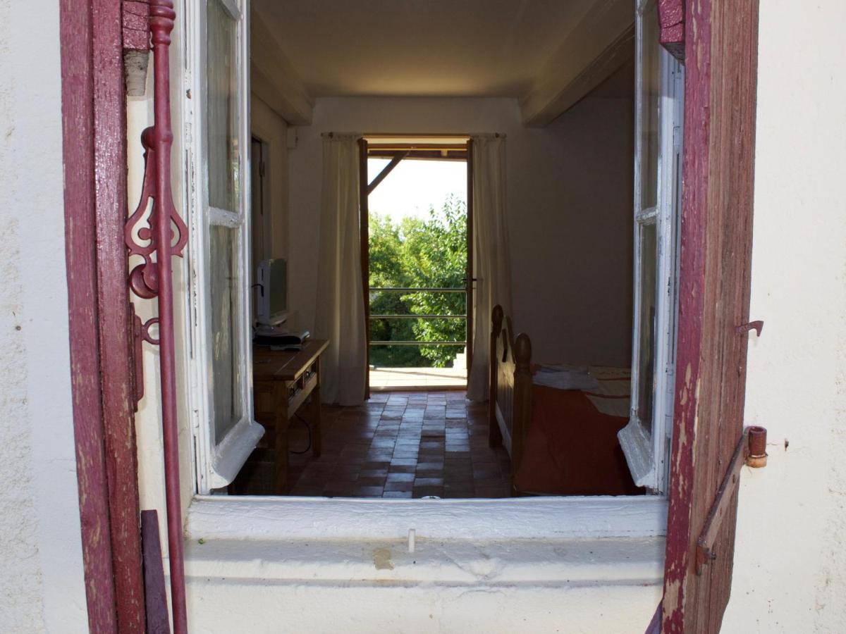 Bed and Breakfast Ancienne Ecole Cazaux-Villecomtal Exteriér fotografie
