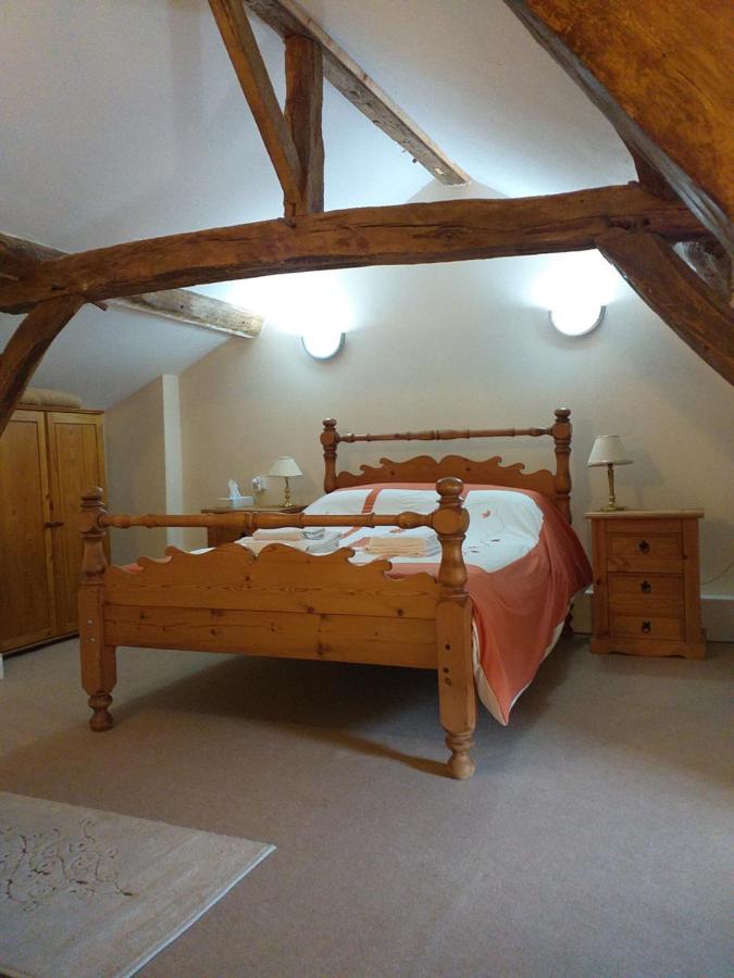 Bed and Breakfast Ancienne Ecole Cazaux-Villecomtal Exteriér fotografie